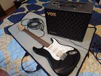 Guitarra fender st + amplificador vox vt40x + cabo profissional
