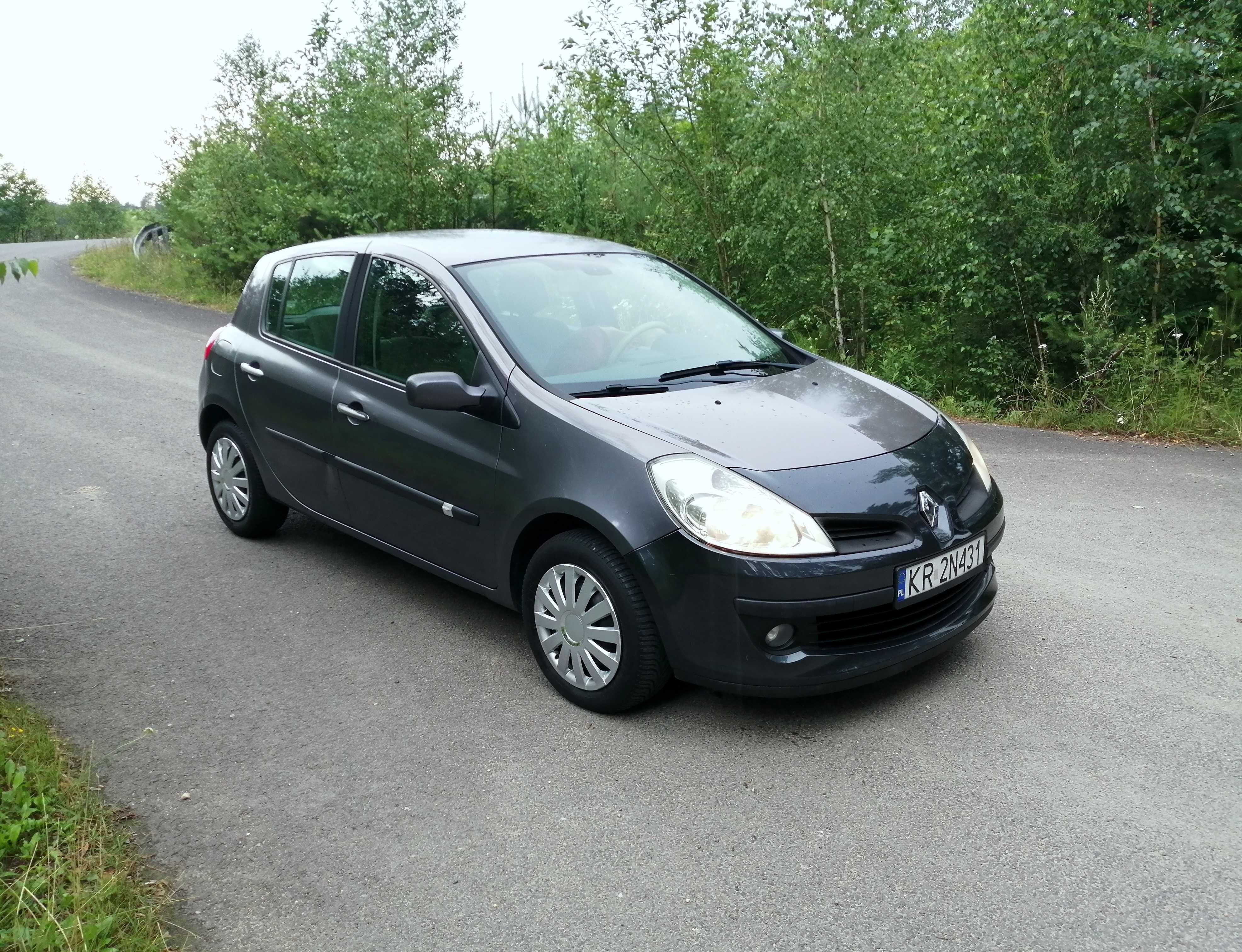 Renault Clio 1,5 LIFT 85 KM AUTOMAT Komputer KLIMA Niski Przebieg Mp3