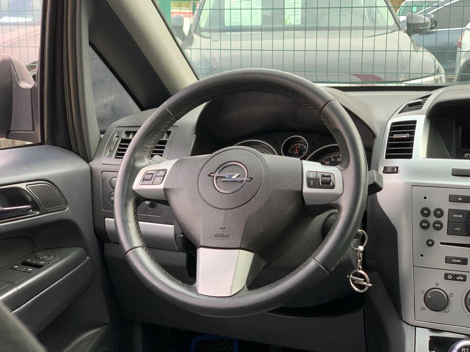 Opel Zafira 2011 1.7 дизель