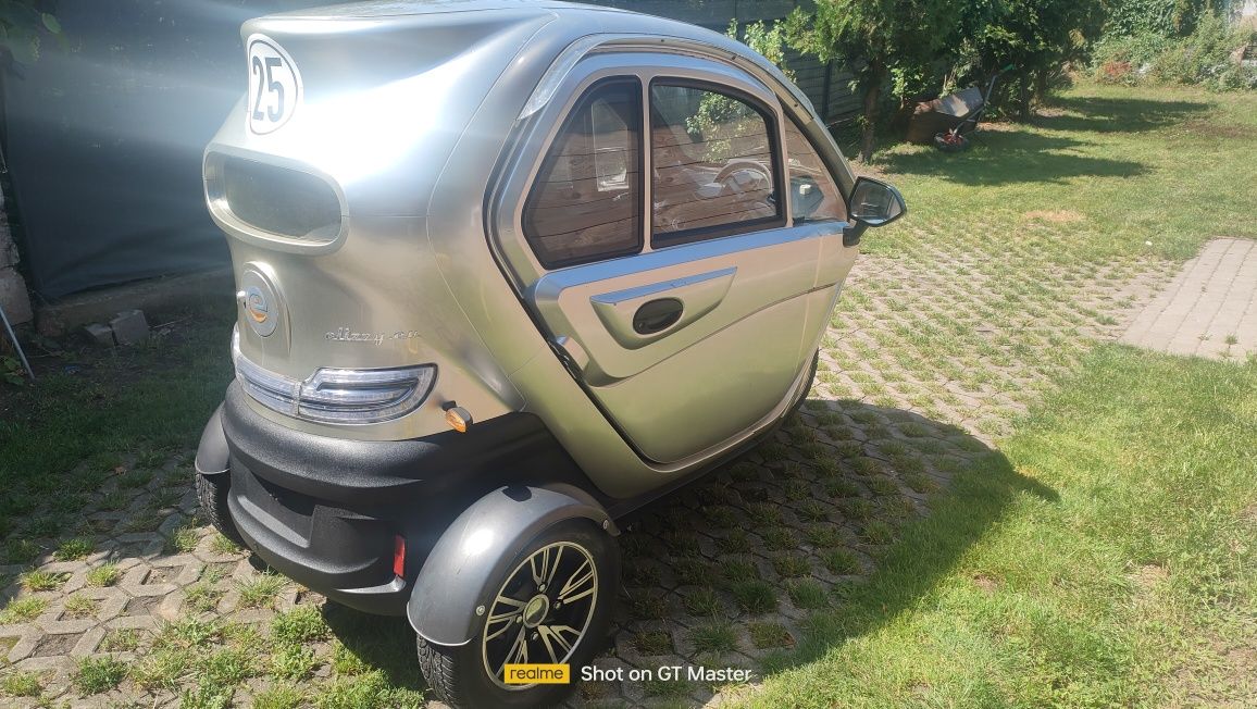 Pojazd kabinowy elektryczny . Transport,raty