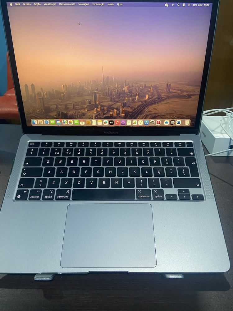 Macbook air 13 8gb ram e 512gb de capacidade com garantia