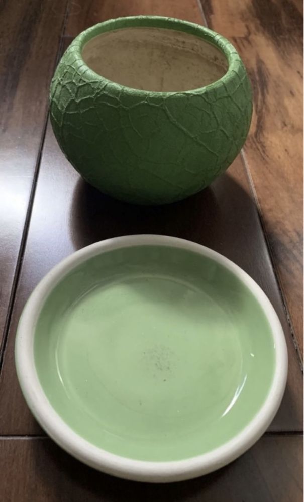 Горшок керамический круглый зелёный для кактуса