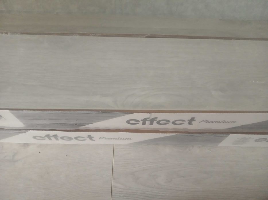 Ламінат                          .