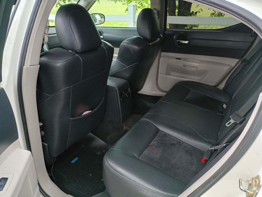 Dodge Charger 5.7 HEMI Zadbane auto Automat