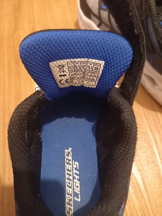Buty świecące Skechers