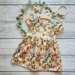 Sukienka handmade dla dziewczynki z falbankami koronka
