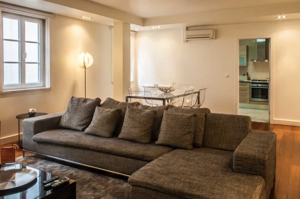Sofá de 3 Lugares com Chaise-Longue – Cor Cinza
