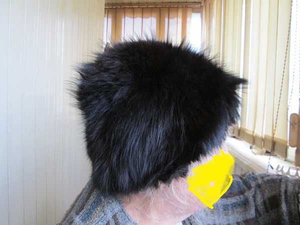 Продам зимнюю шапку б/ из крашеной чернобурки р. 62-63