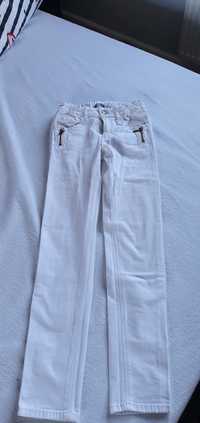 Spodnie białe dla dziewczynki r.146cm
