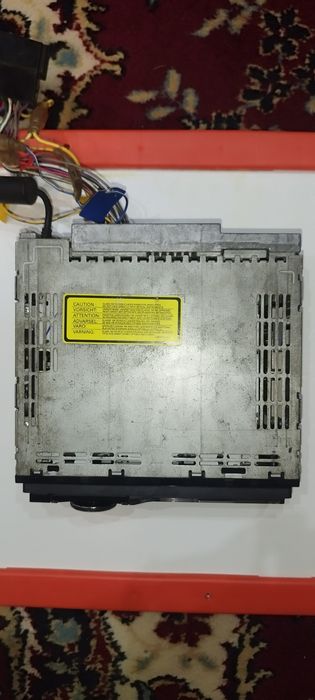 Продам оригінальну автомагнітолу!!!