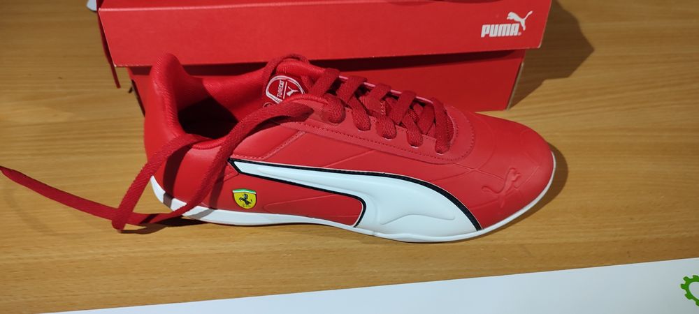Sapatilhas Ferrari - Puma - Originais. N 42.