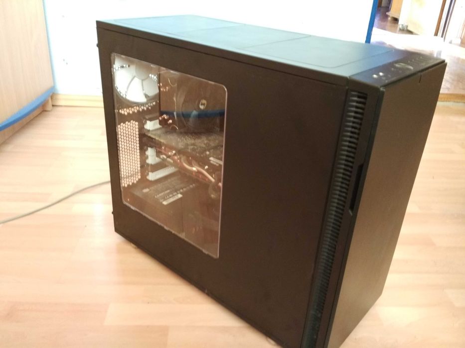 Komputer stacjonarny i5-3570K, GTX970, 24GB RAM, 2TB HDD, 250 GB SSD