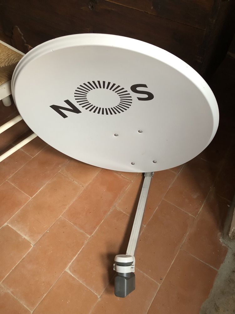 Antena parabólica nova