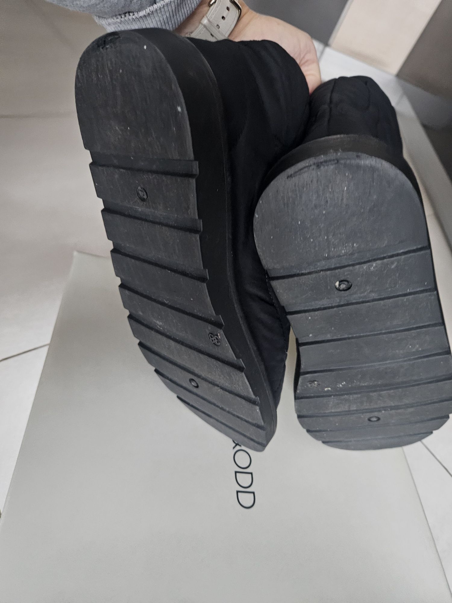 Śniegowce pikowane 38 24cm czarne wodoodporne kozaczki kozaki buty