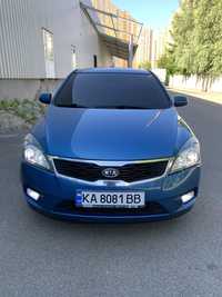 Kia Ceed 2011 року