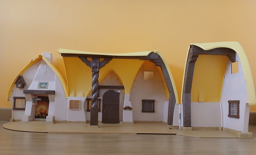 Casa da branca de neve e dos sete anões,  com acessórios