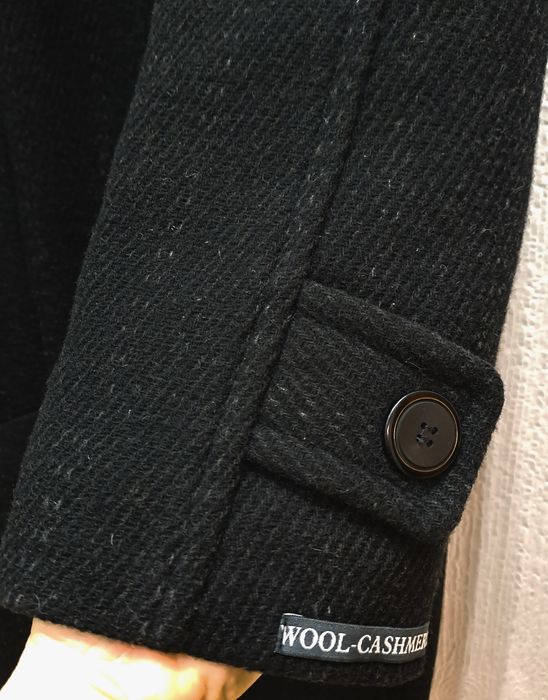 Elegancki zimowy czarny płaszcz z wełny r. 52.