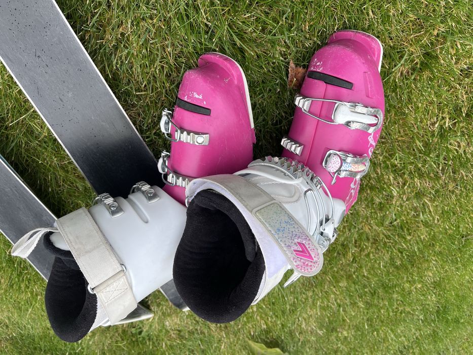 Buty narciarskie mlodziezowe lange 215 twardosc 60