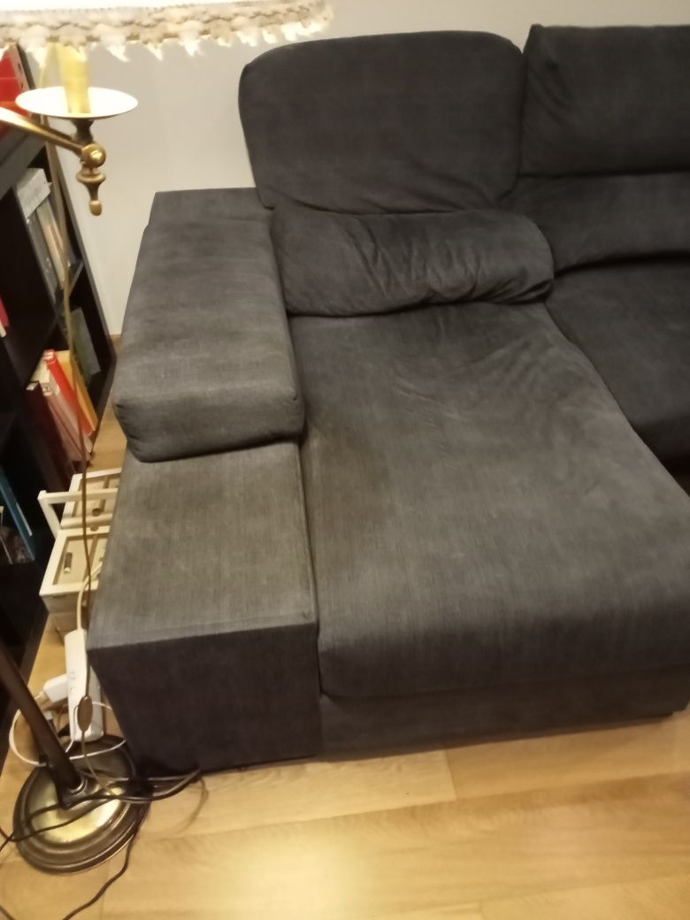 Sofá com chaise longue
