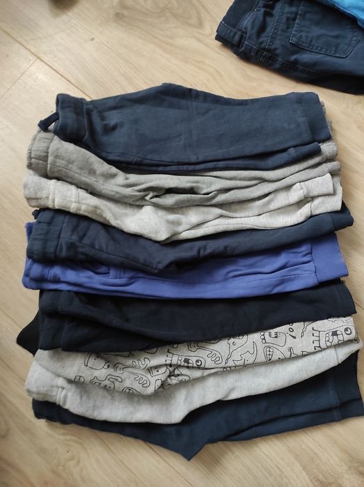 Spodnie dresowe jeansowe eleganckie 80 86