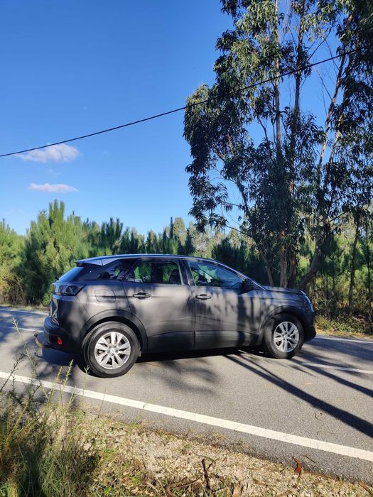 Peugeot 3008 1.2i 130cv EAT8 2022