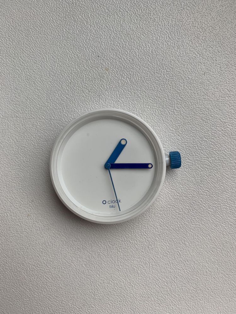 Mechanizm do zegarka o watch o clock bialo niebieski