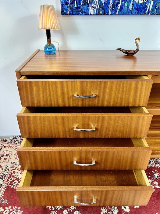 Komoda PRL Violetta 1039 Leśniewski lata 60. mat vintage renowacja