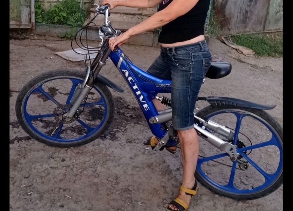 Продам горный велосипед (алюминий)