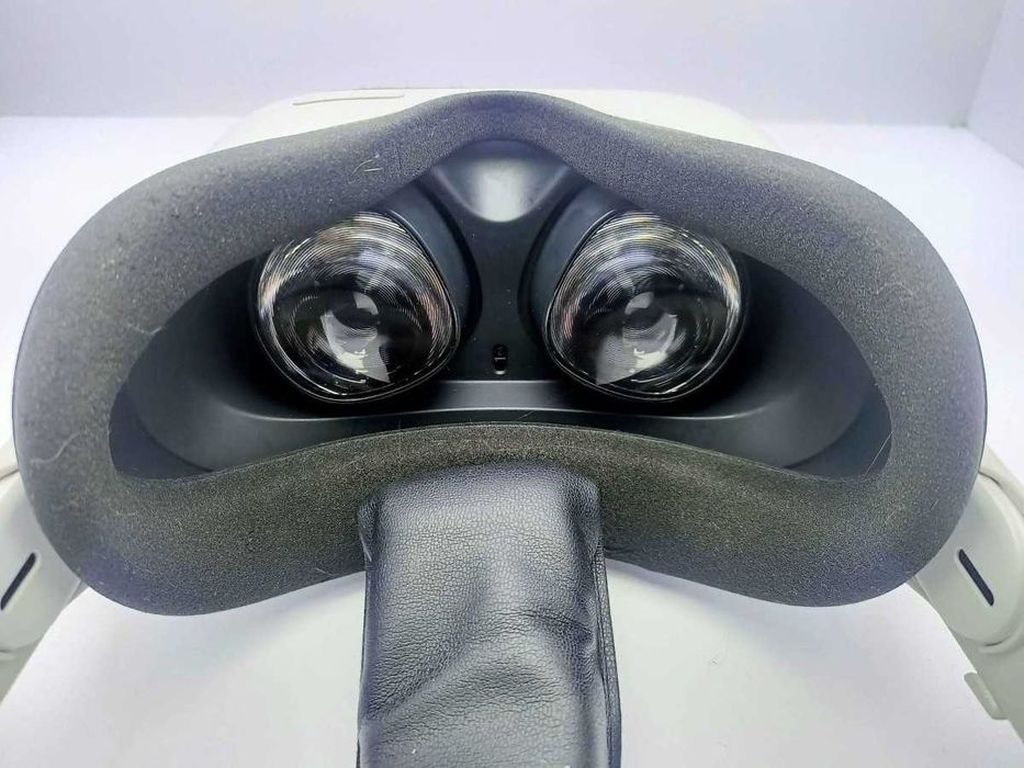 Gogle VR Oculus Meta Quest 2 + 2 kontrolery