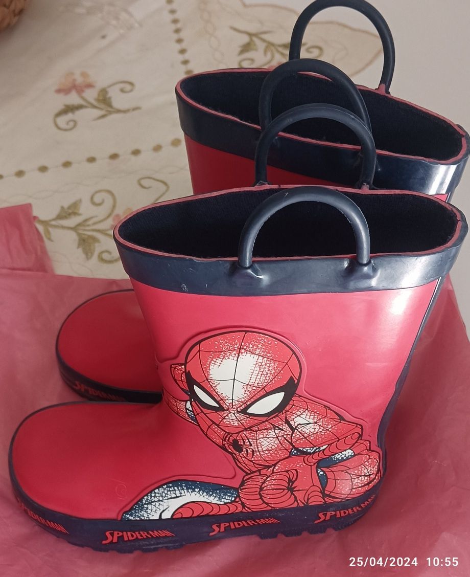 Botas de borracha homem aranha