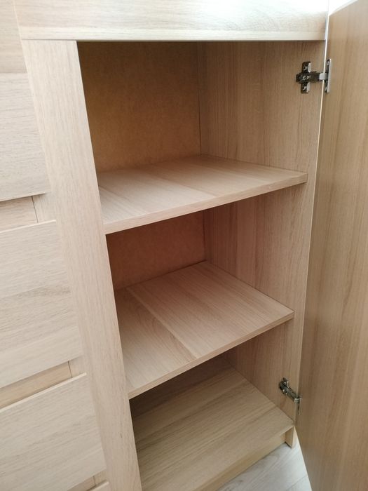 Komoda, szafka słupek