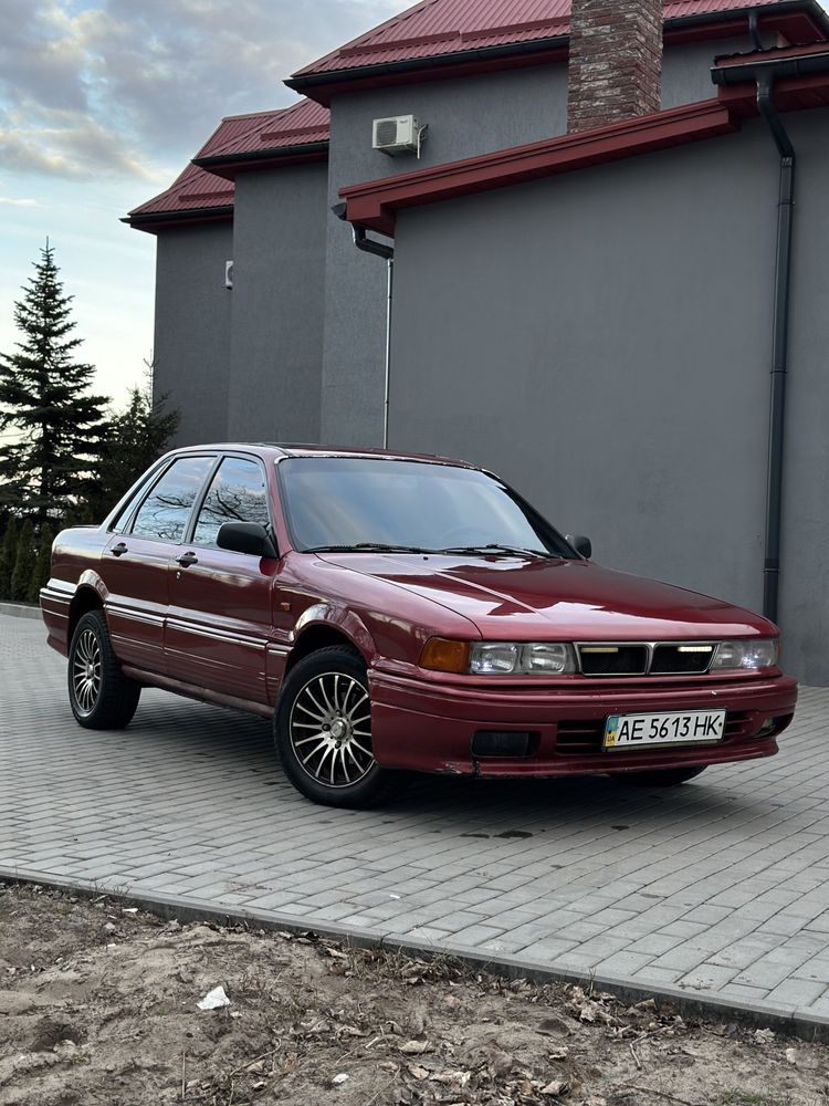 Mitsubishi Galant 6 1989 2.0 газ/бензин