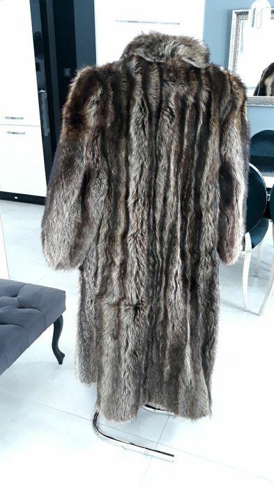 ELEGANCKIE  futro  z szynszyli  roz 40- 44