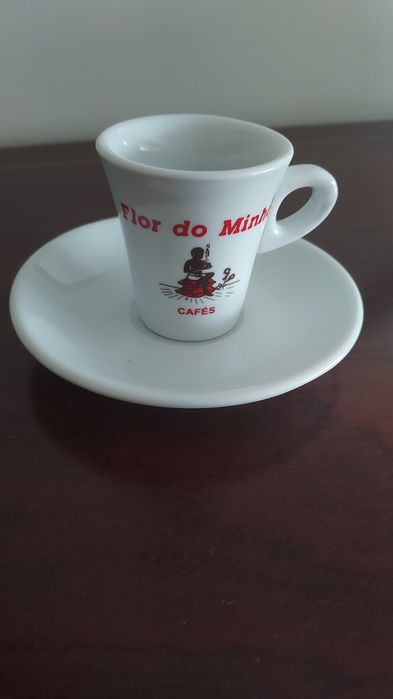 Chávenas de café de marca de café. Novas.