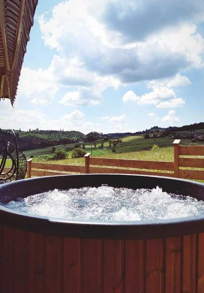 Domek w górach nad jeziorem Czorsztyńskim jacuzzi sauna kominek