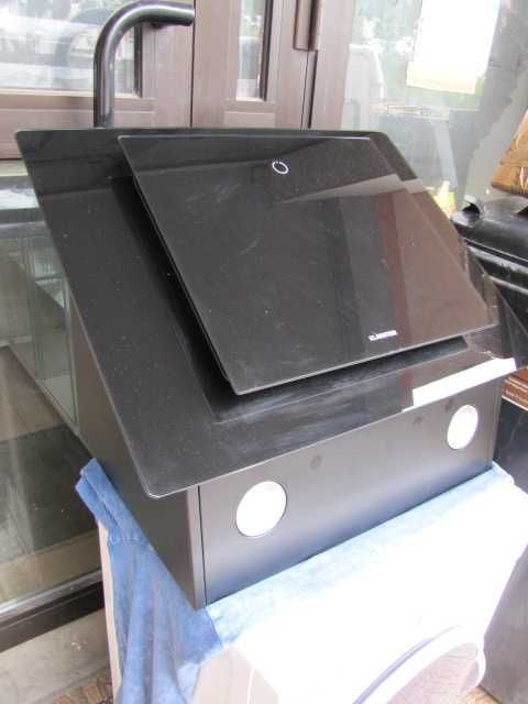 Okap kuchenny wyciąg 60 cm czarne szkło filtr węglowy Klarstein