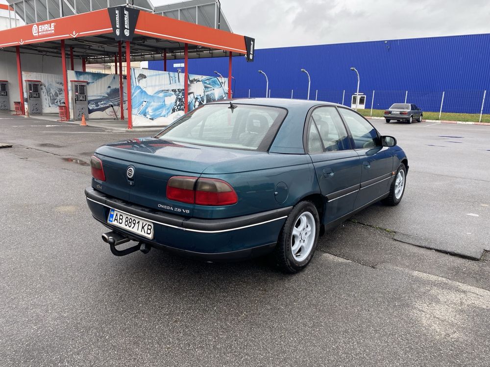 Opel Omega 2.5 газ/бенз