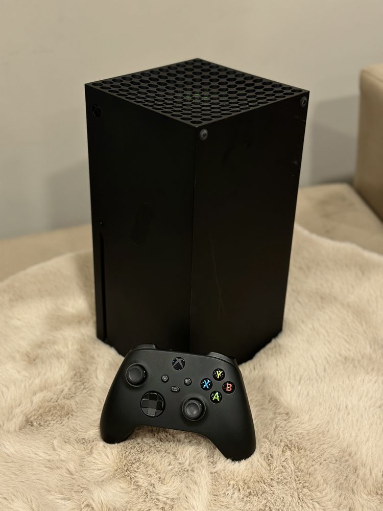 XBOX Series X! 1TB, 4K, 120FPS, Pad