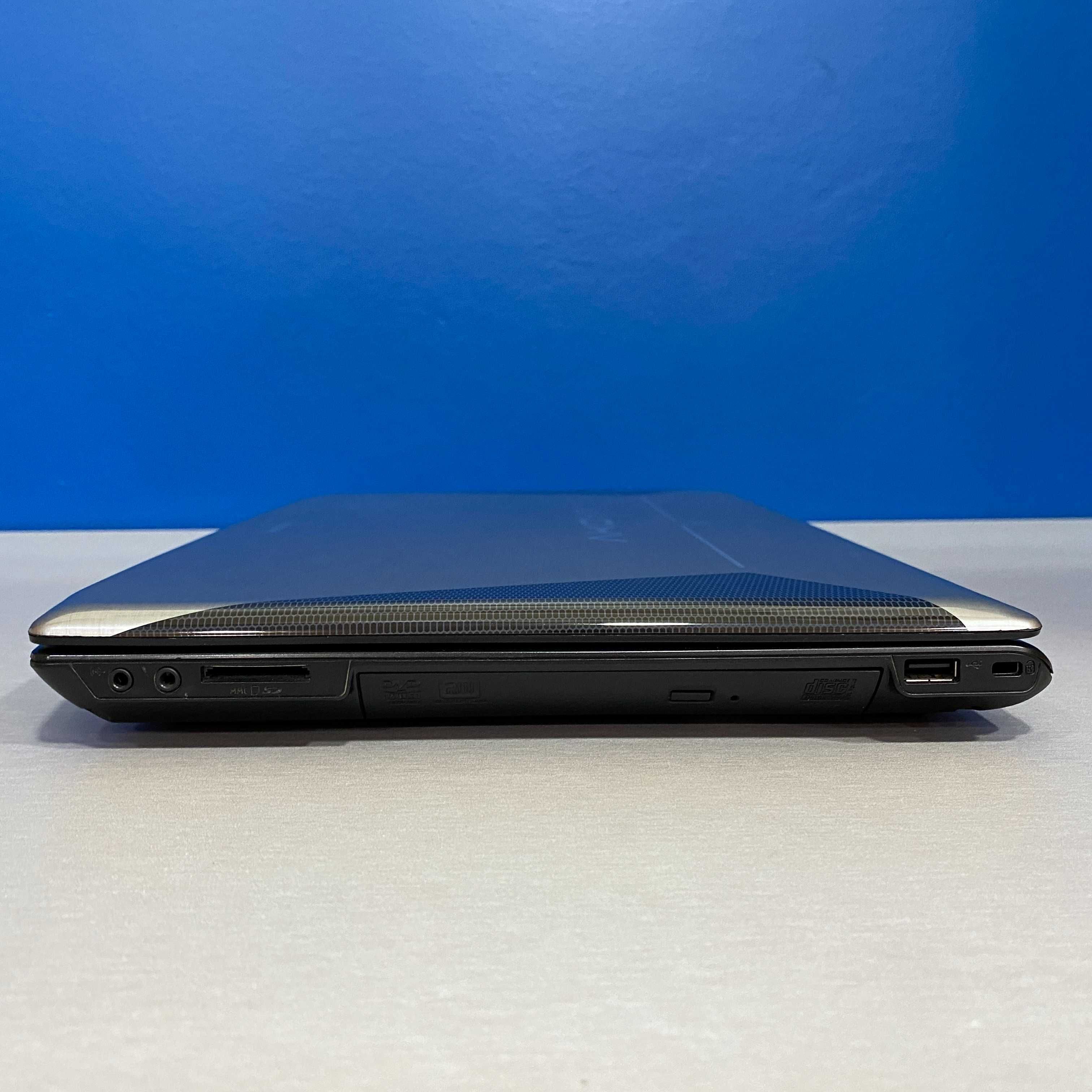 Medion Akoya P6630 - 15.6" (i3-390M/4GB/256GB SSD)