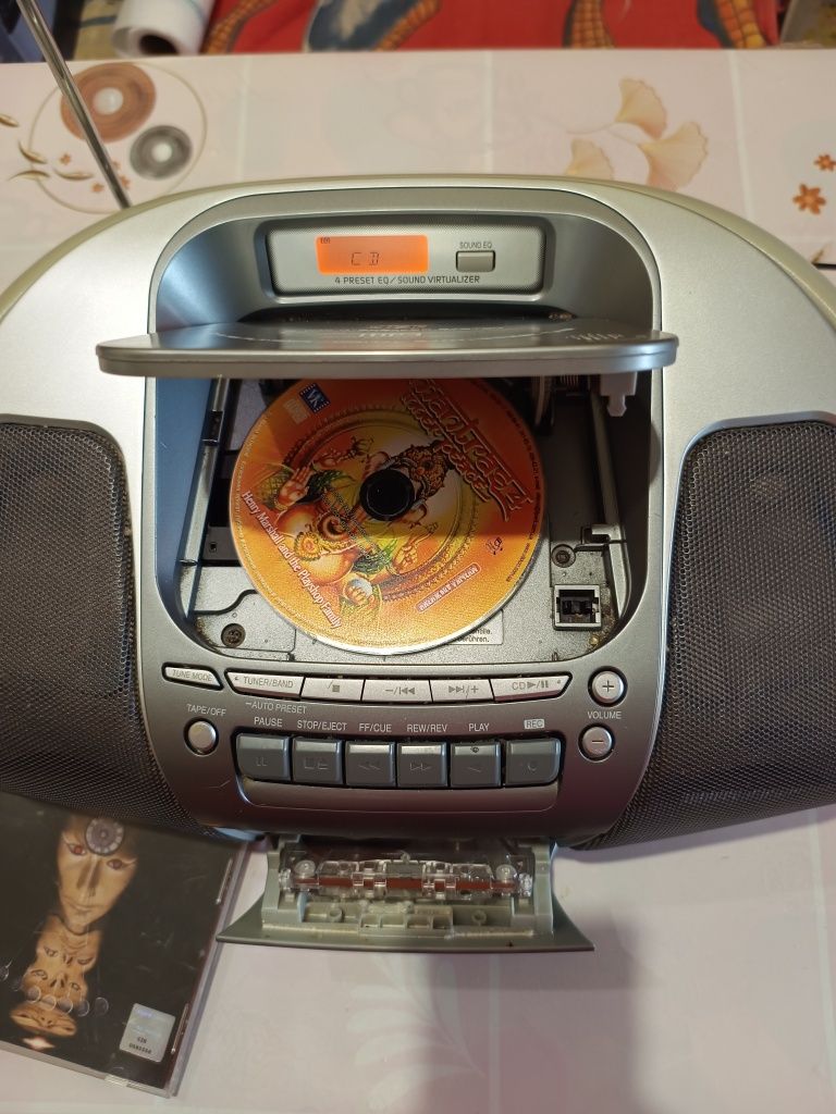 PANASONIC RX-D29 магнитола CD, FM, Tape., battery