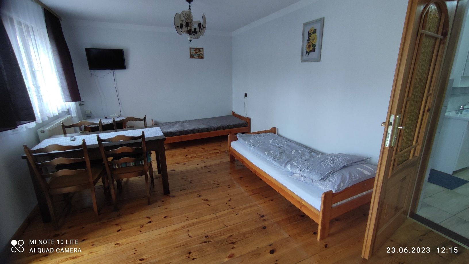 Łeba ul. Emilii Plater 1 Pokoje Gościnne XAWIER.