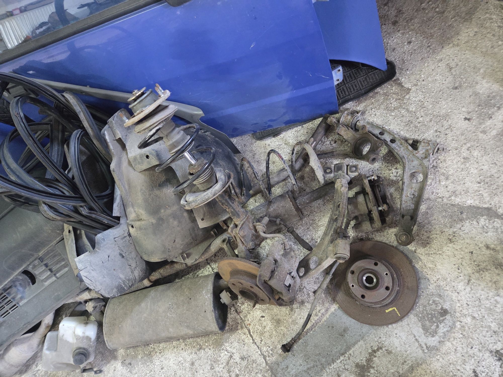 Fiat Cinquecento 0.7 pakiet części. 451/A silnik skrzynia zderzak