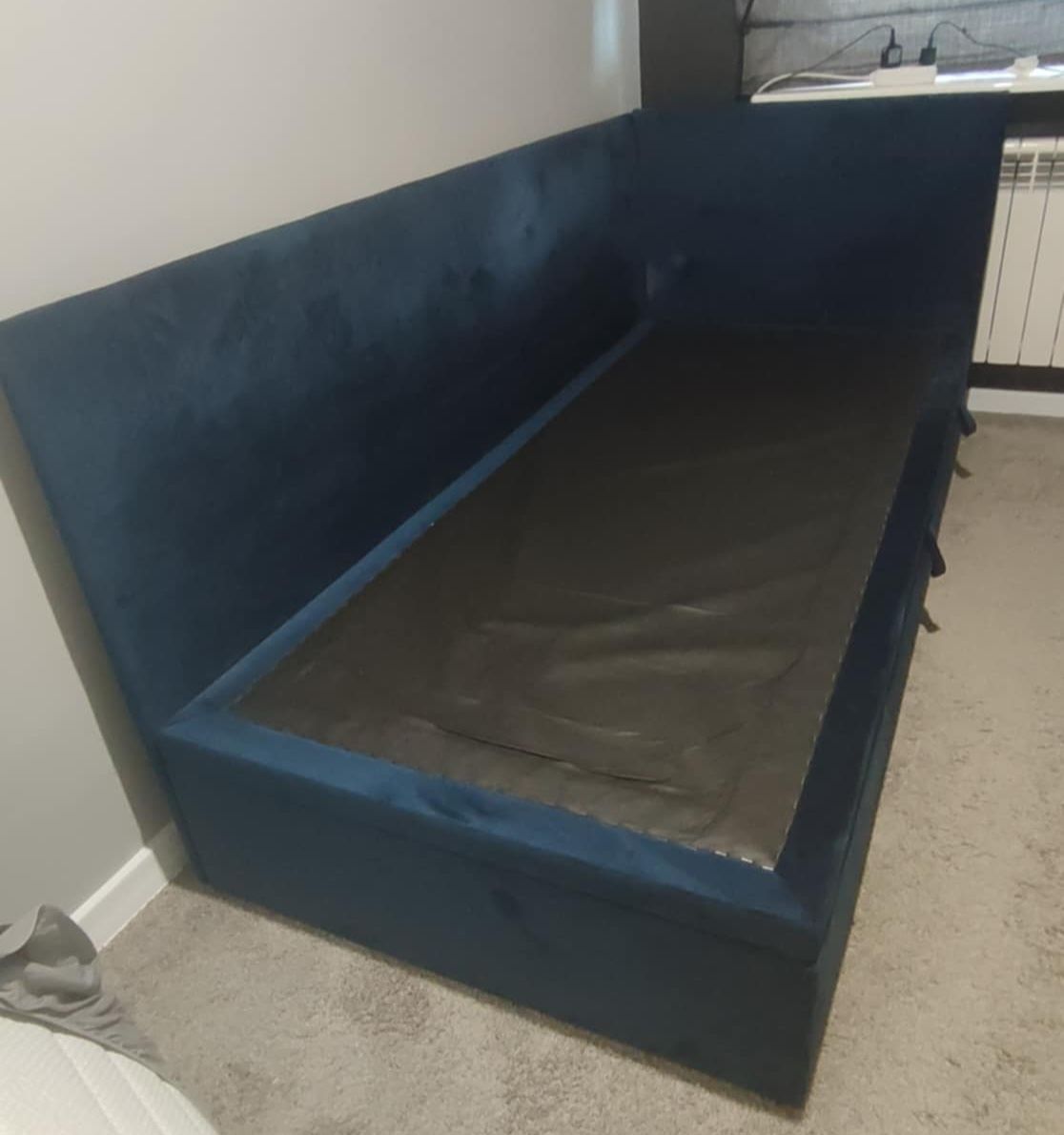 INTARO A44 łóżko dla dziecka 90x200 jednoosobowe