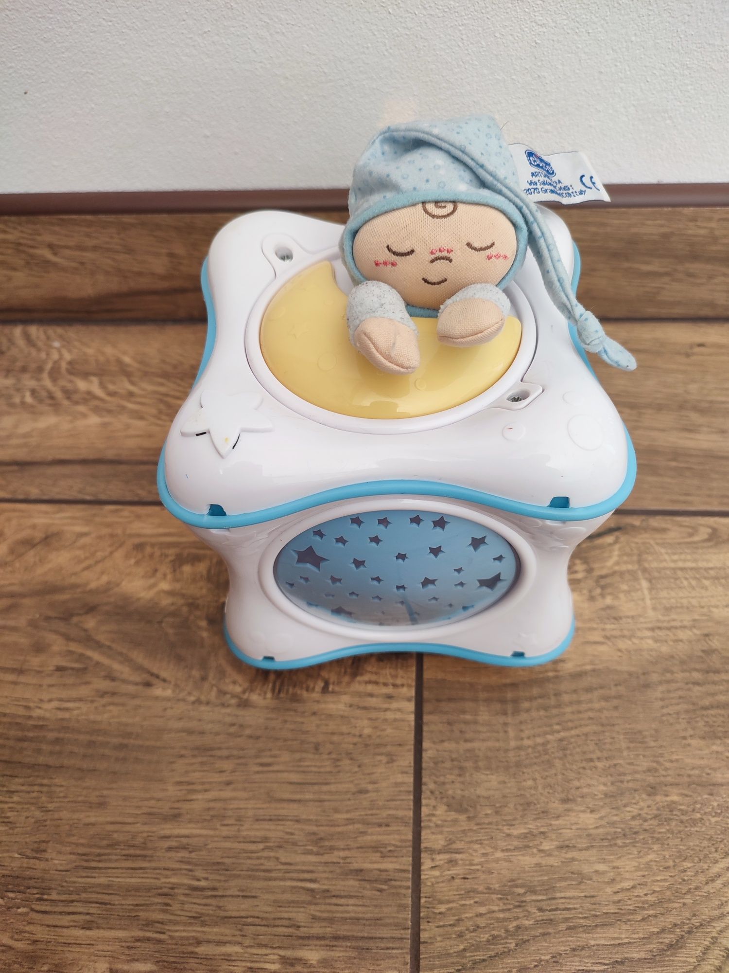 Chicco tęczowa kostka projektor lampka