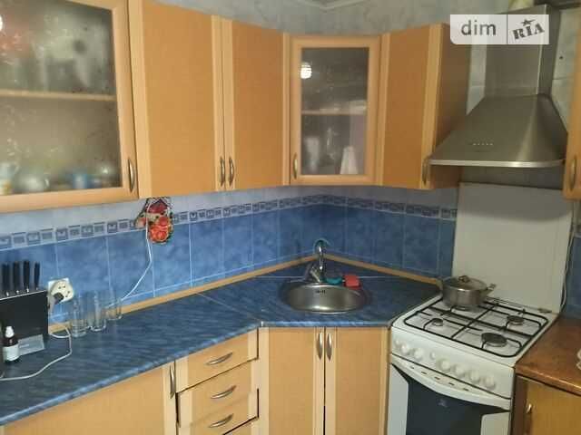 3к! квартира, Поділ, 5/10 пов, 73 м2, цегла, косметика, роздільні кімн