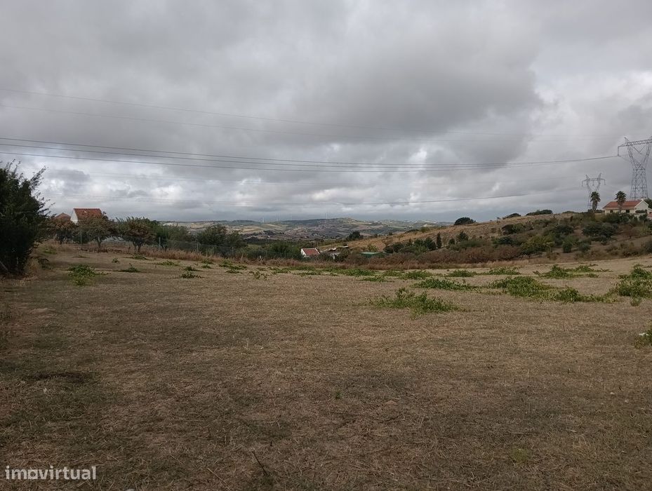 Terreno Urbanizável  para Serviços