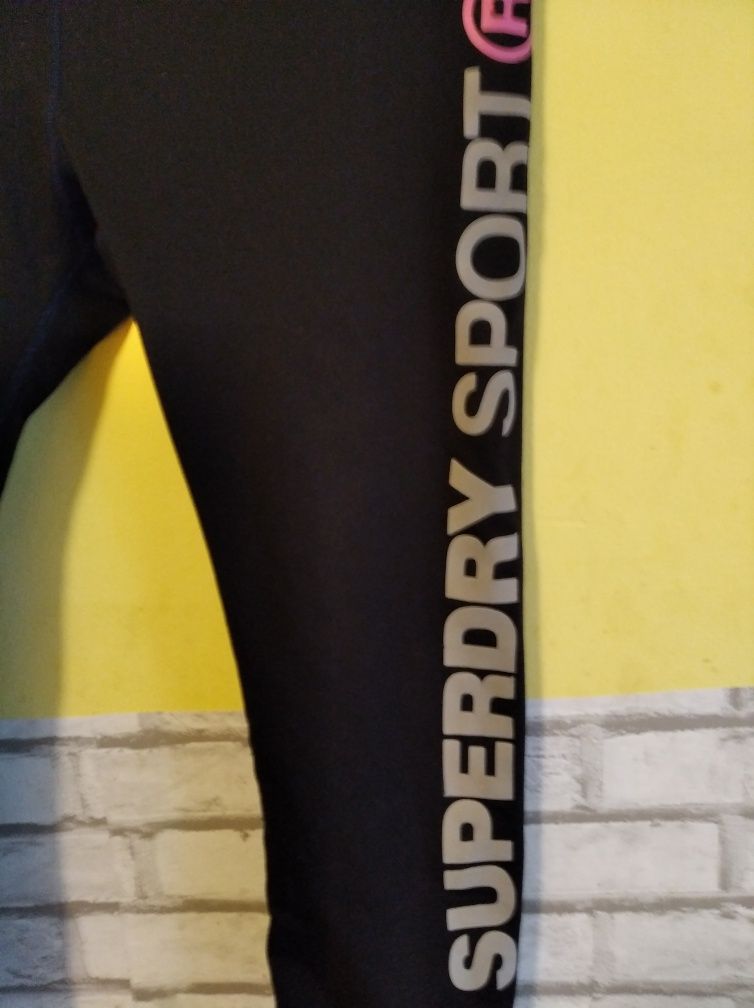 Spodniei sportowe Superdry damskie rozmiar XS