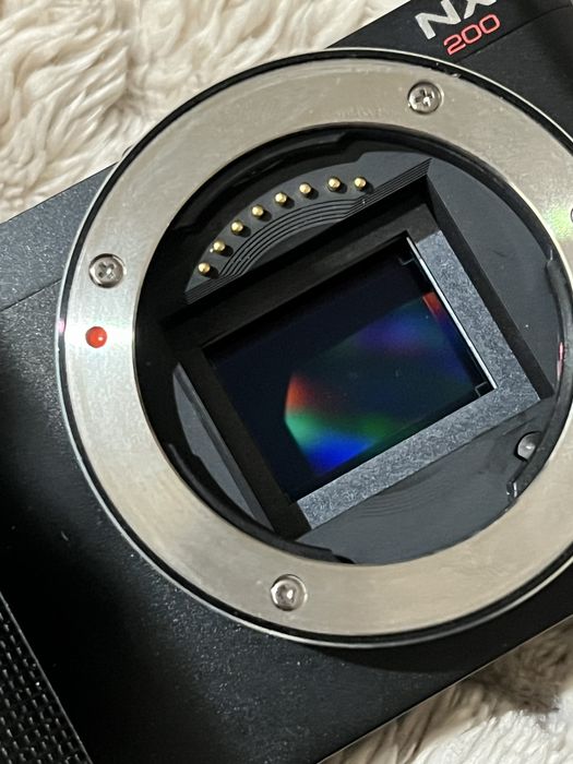 Фотоаппарат Samsung NX200