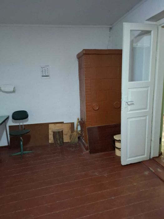 Одноповерхова будівля 110,1 м2, 0.06 га, Ломачинці, вул. Шлях, 19-Б