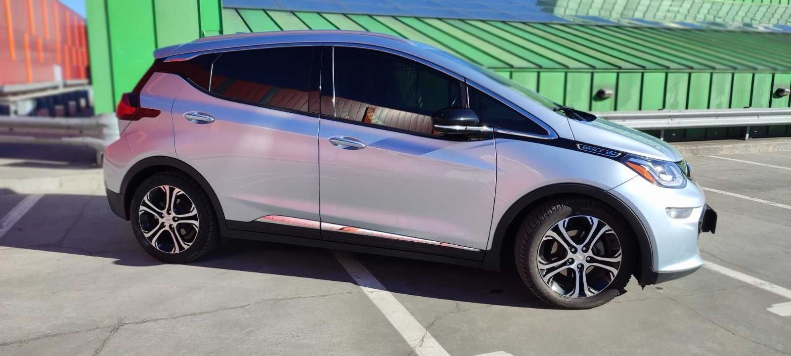 Ціла з Manheim ! Chevrolet Bolt EV ПРИМ'ЕР ТОП 60квт 2018  у Києві